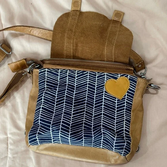 Better Life Bags Leather and Blue Women's Crossbody Bag - Picture 2 of 5